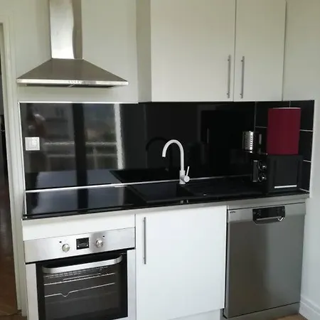 3 - Vue Panoramique - 2 Places De Parking *