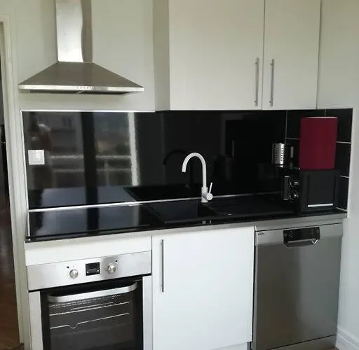 3 - Vue Panoramique - 2 Places De Parking *